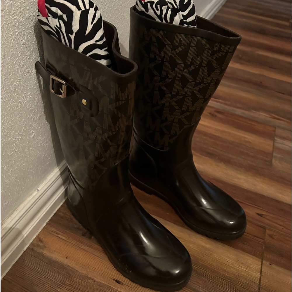 Brown Michael Kors, rain boots